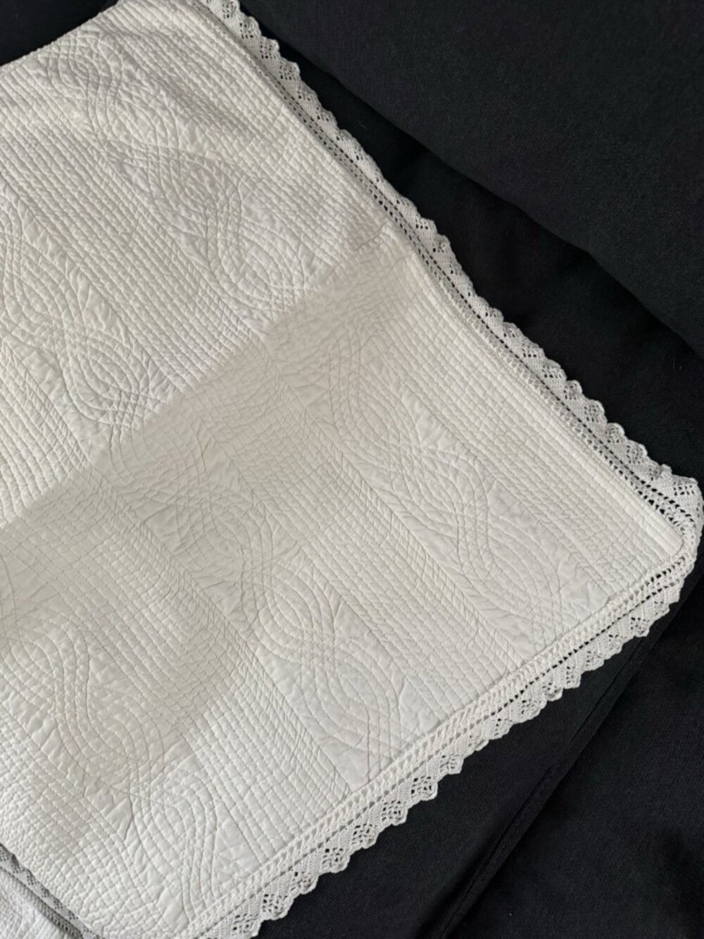 Vintage Ralph Lauren White Matelasse Crochet Quilted Large Pillow Shams 30x30 - Picture 4 of 9